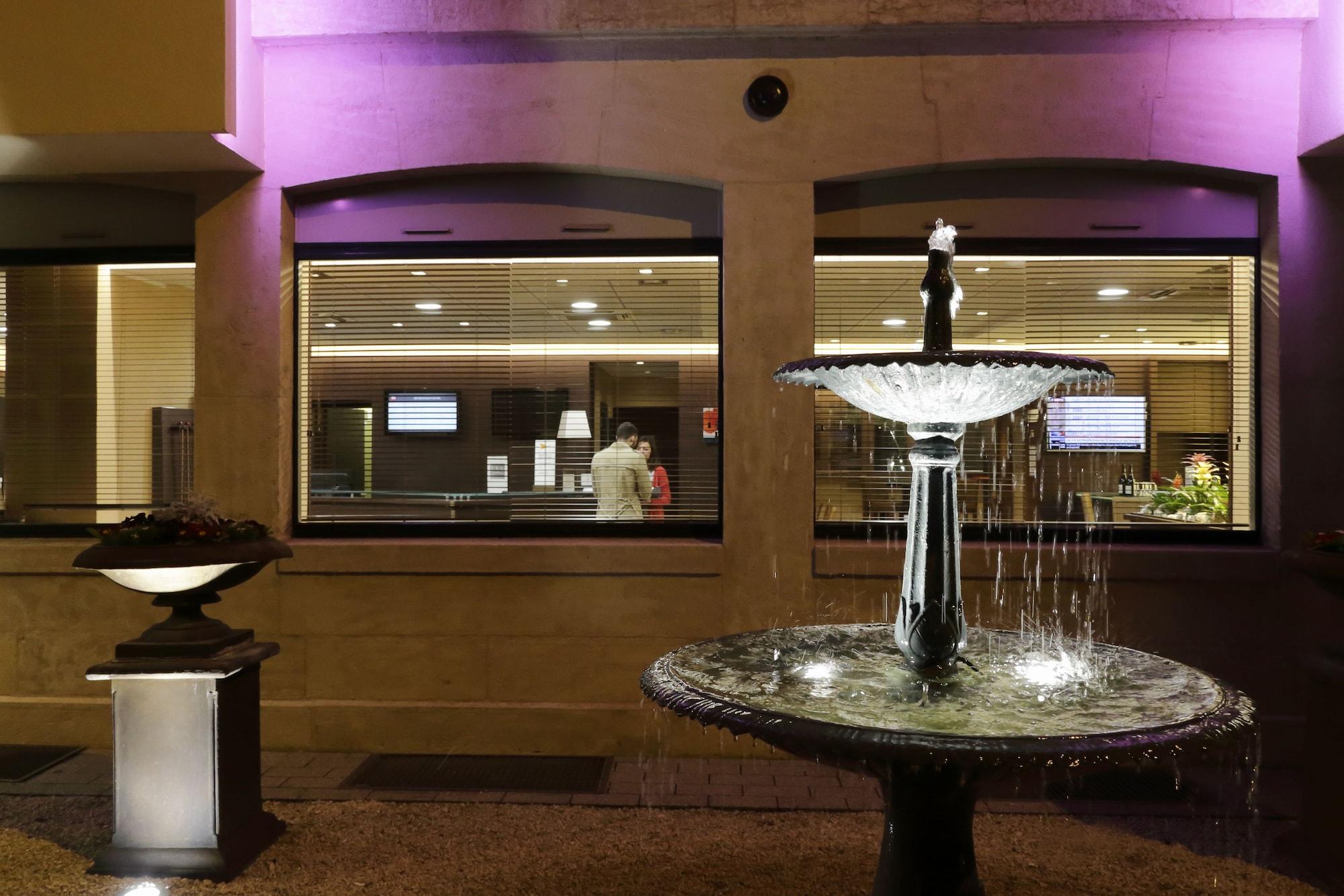 Ibis Centre 3*