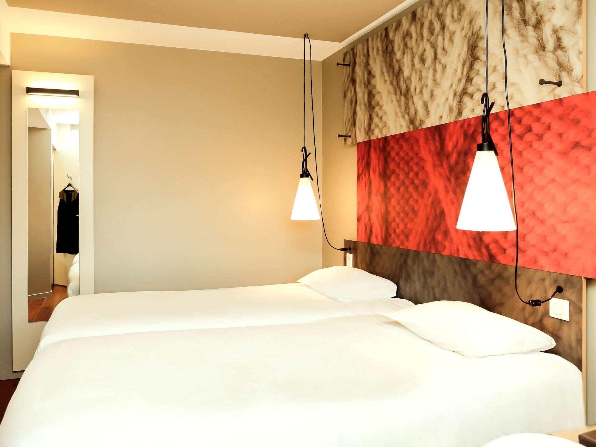 Ibis Centre Hotel 3*